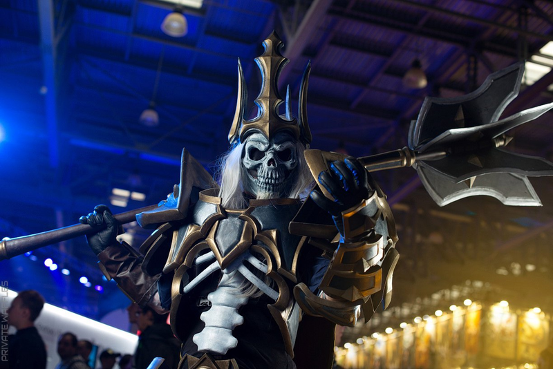 Cosplay by Endryus Makdragon | Photo by Private Waffles